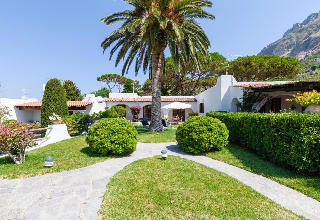Villetta Con Giardino Esclusivo Di 1000 Mq, Piscina, Tennis, Calcio, Bocce Forio  Bagian luar foto