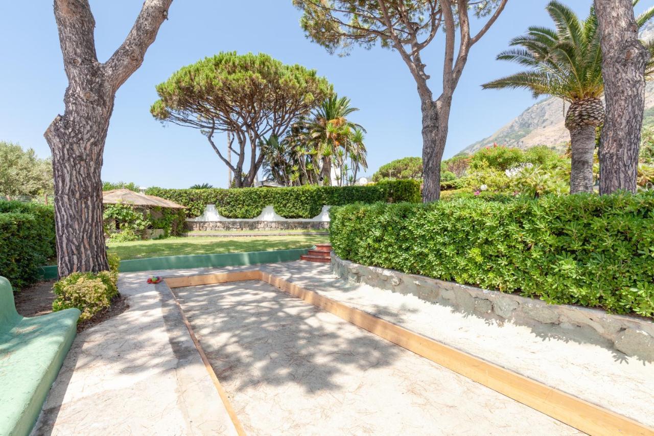 Villetta Con Giardino Esclusivo Di 1000 Mq, Piscina, Tennis, Calcio, Bocce Forio  Bagian luar foto