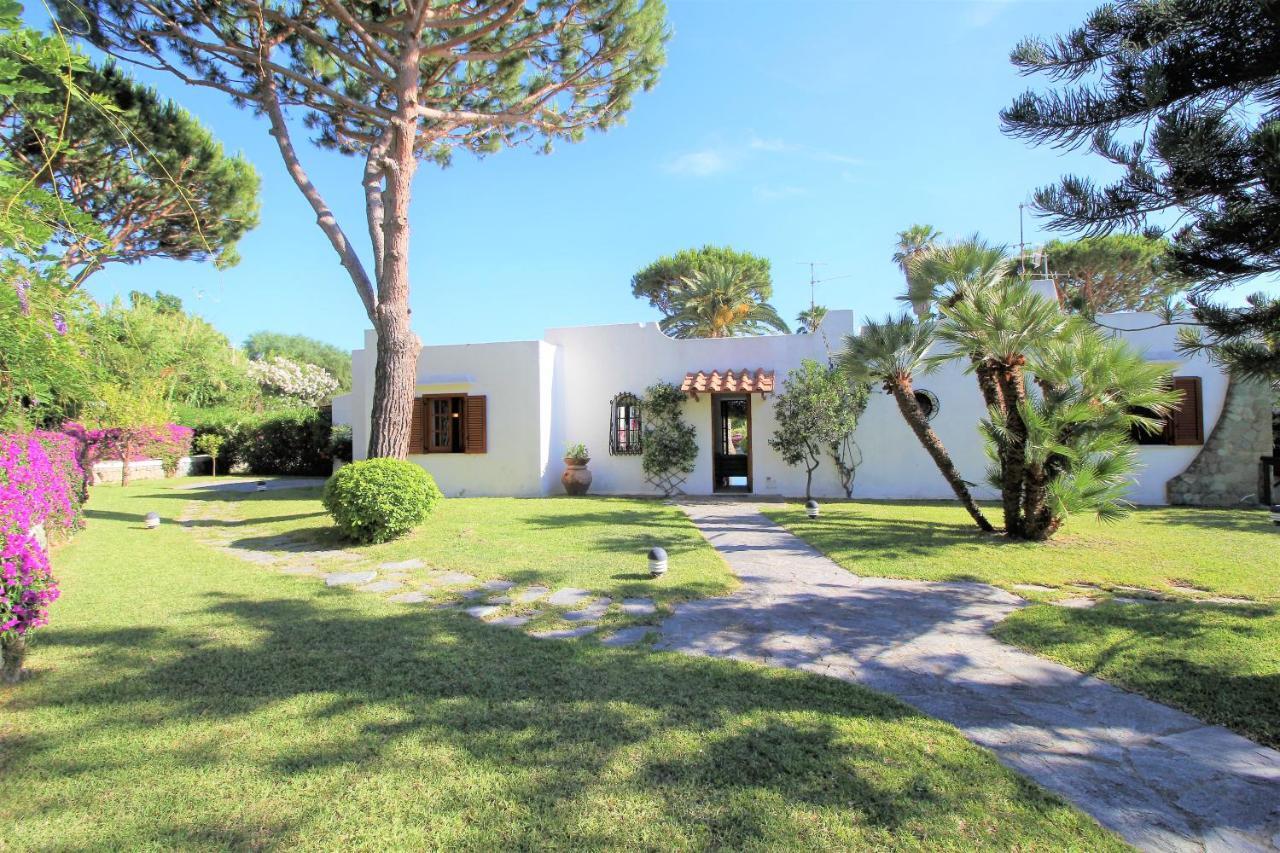 Villetta Con Giardino Esclusivo Di 1000 Mq, Piscina, Tennis, Calcio, Bocce Forio  Bagian luar foto